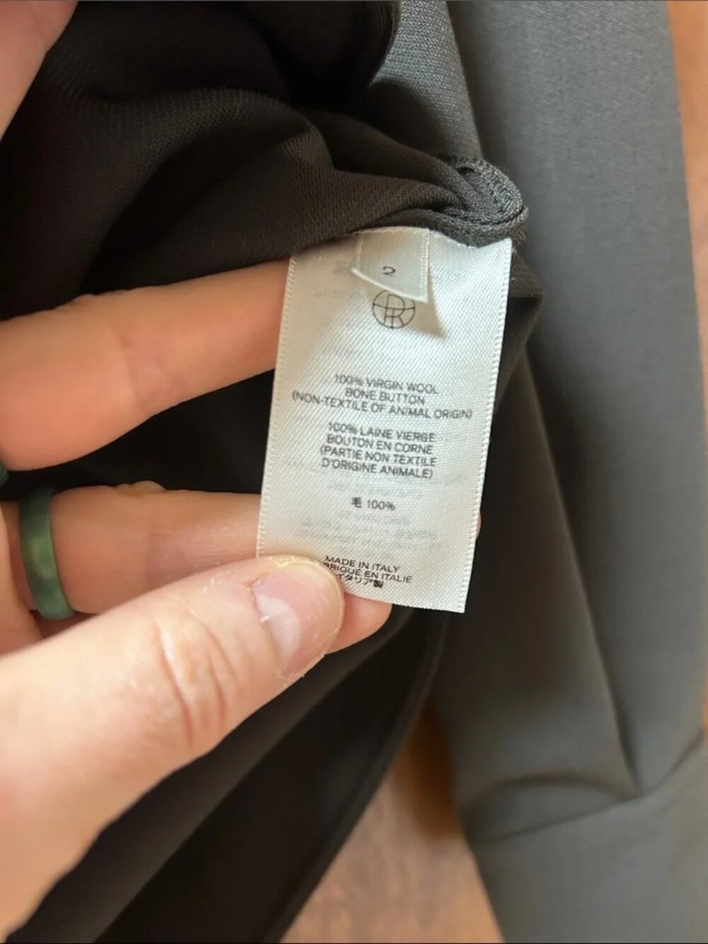 The Row Button Down Size 2 - Picture 6 of 7